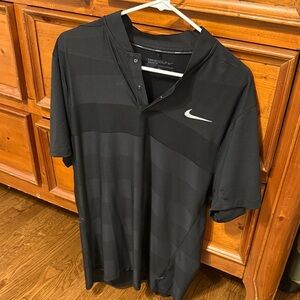 Nike Men's Black Polo Shirt